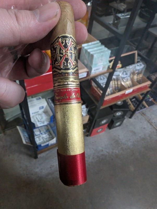 Arturo Fuente Opus X Temple Of Oro