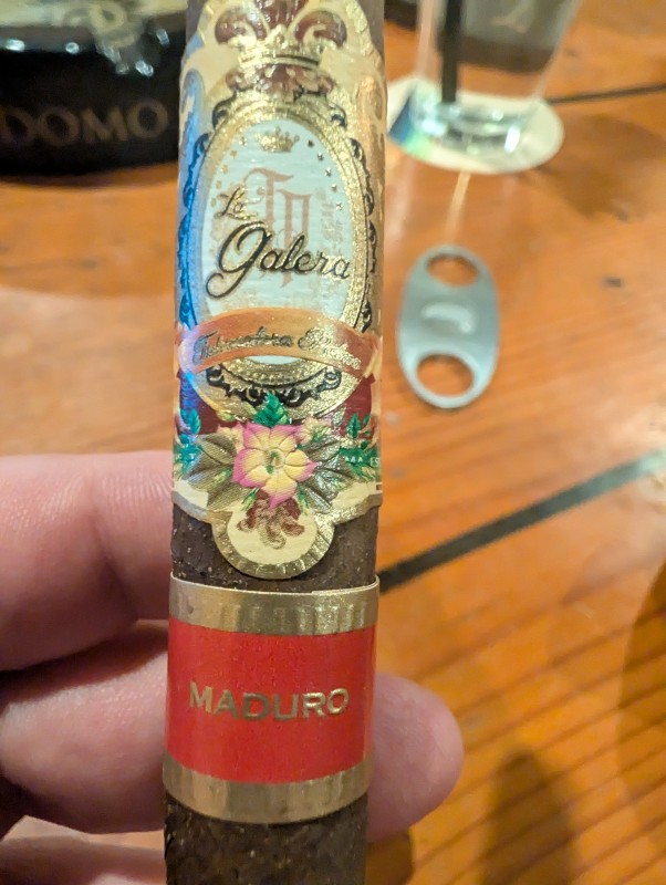 La Galera Maduro Pegador
