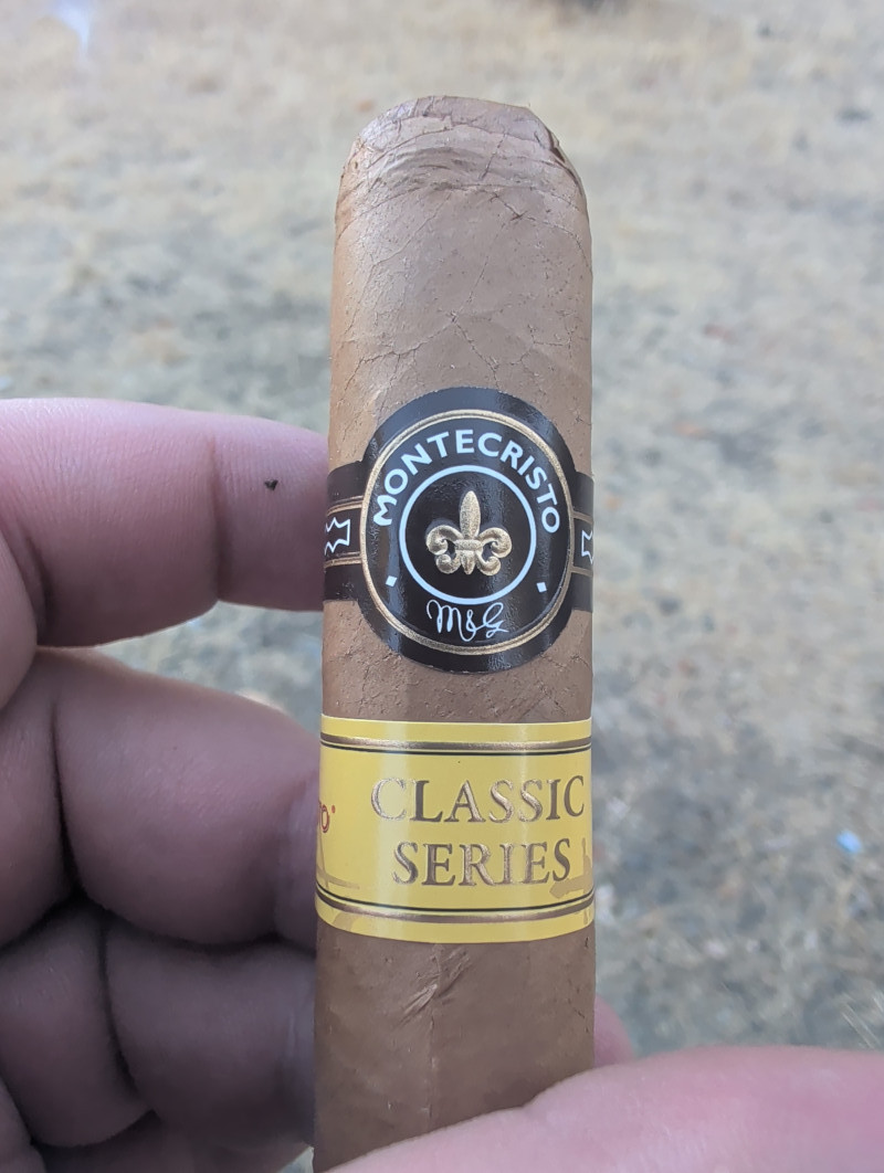 Montecristo classic rabusto review photo